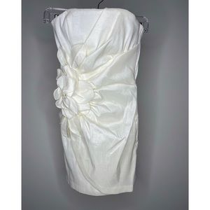Caché Women's White Formal Dress with Flower Detail
